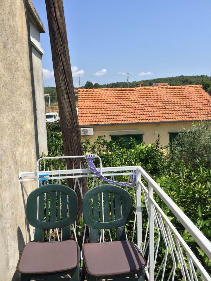 Apartman Lorena Stari Grad  Exteriér fotografie