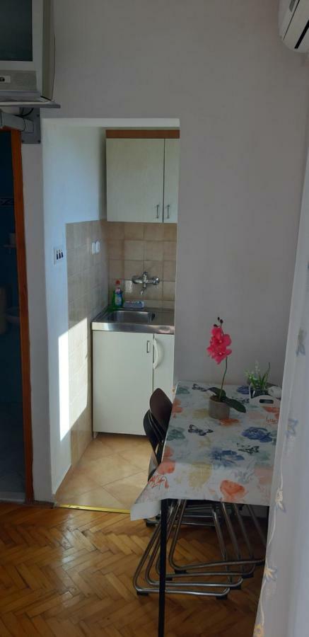 Apartman Lorena Stari Grad  Exteriér fotografie